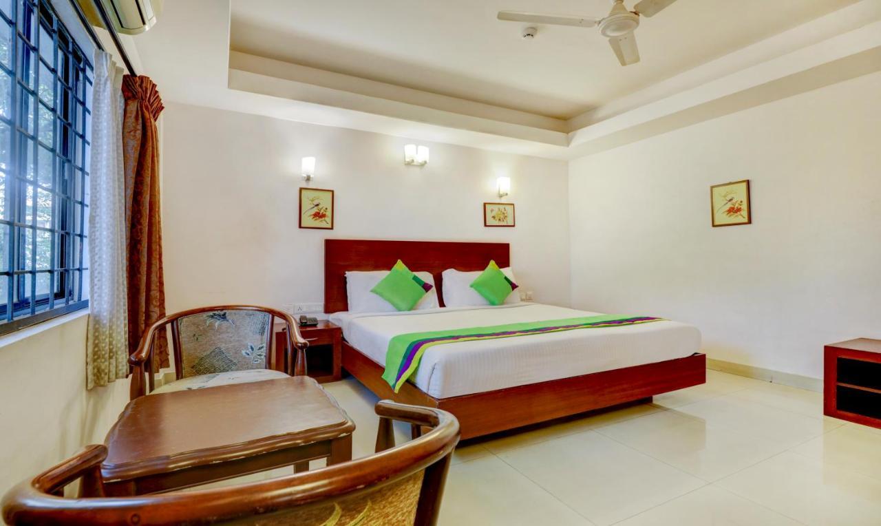 Treebo Trend Central Hotel Museum Road Thrissur Exterior foto