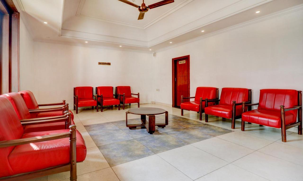 Treebo Trend Central Hotel Museum Road Thrissur Exterior foto
