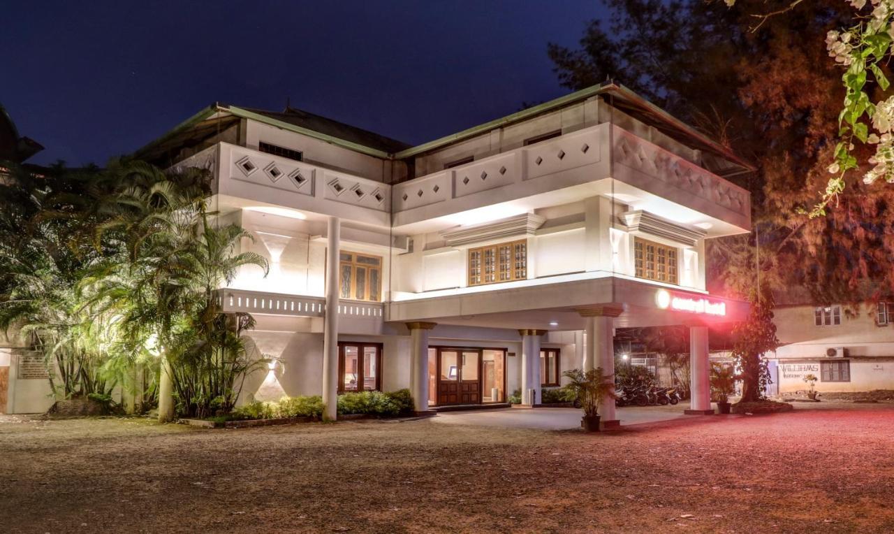 Treebo Trend Central Hotel Museum Road Thrissur Exterior foto